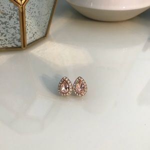 Raindrop gem stud earrings